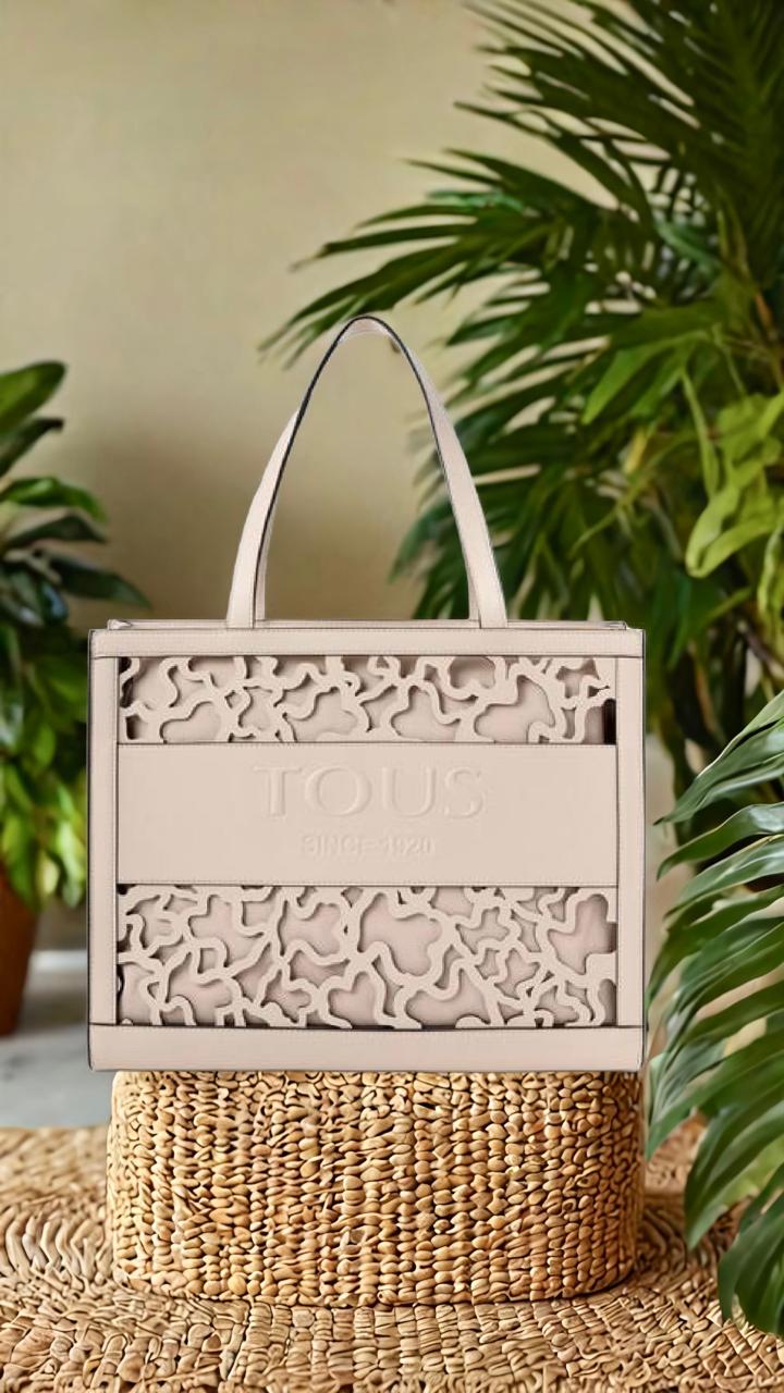 Tous