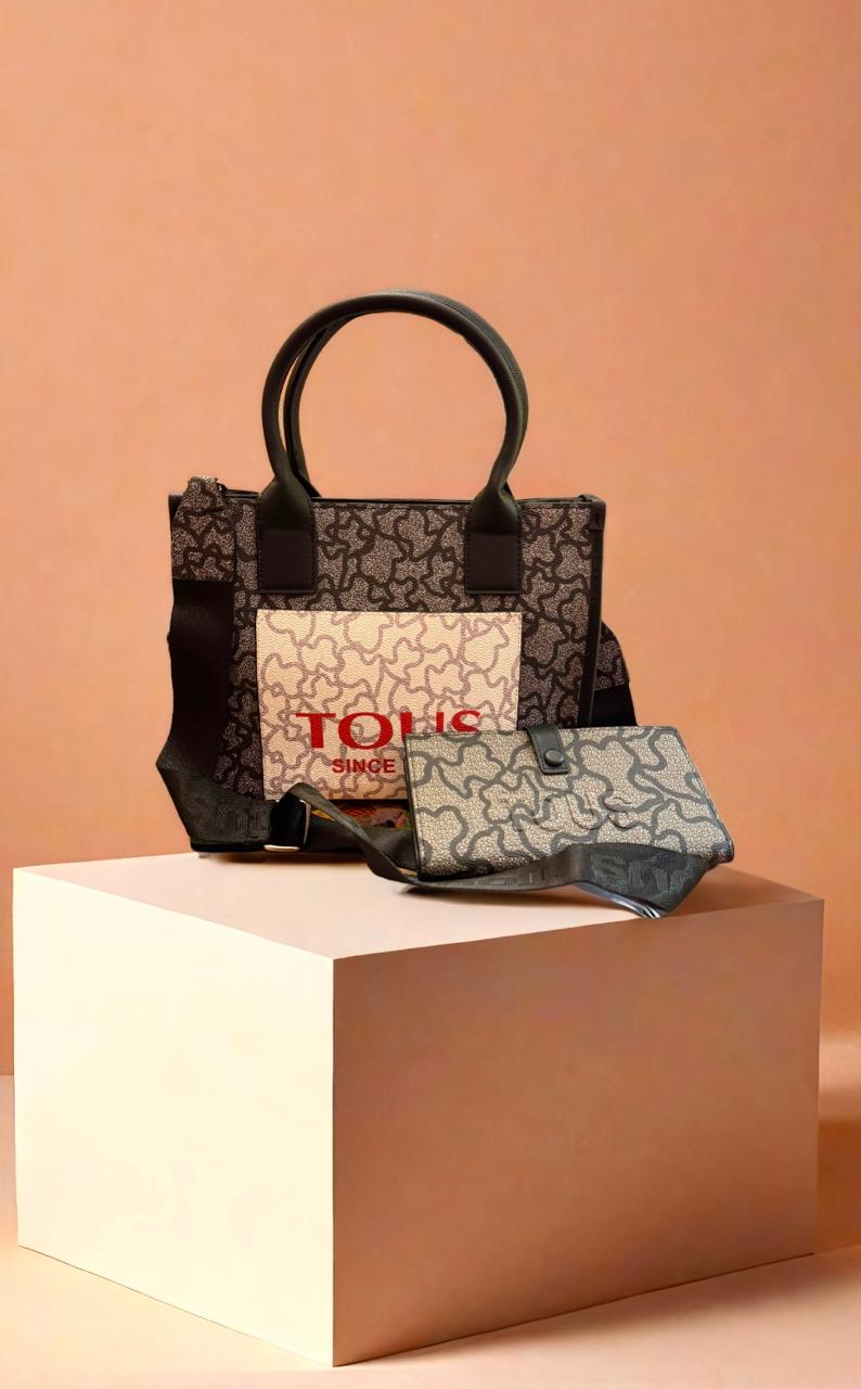 Tous