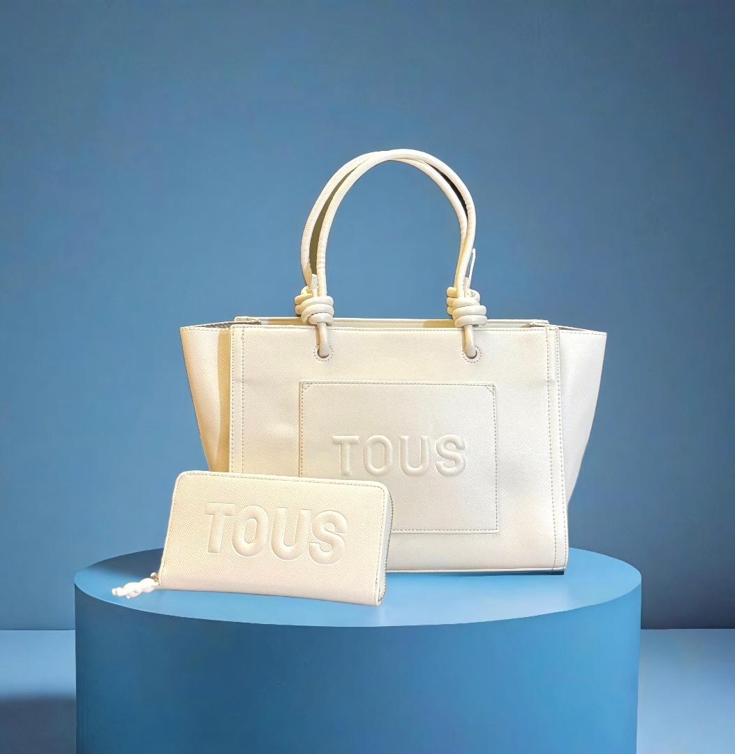 Tous